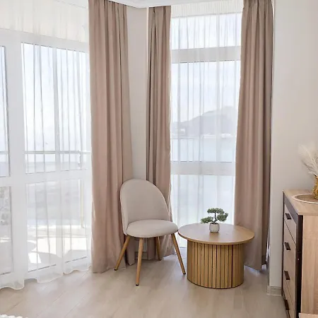 Seaside Bliss- Elegant 1bd With Stunning View By Flat Mаnager Apartament