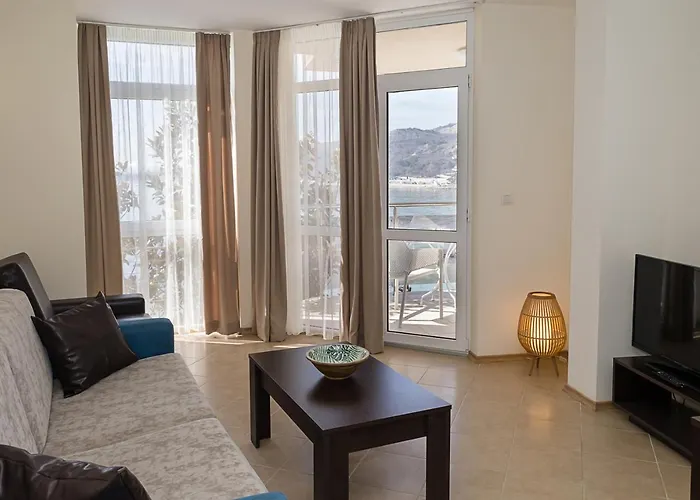 Seaside Bliss- Elegant 1bd With Stunning View By Flat Mаnager 公寓 托波拉